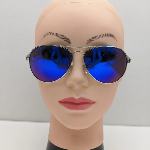 🕶️Guess GU7228 SI-4 Sunglasses 57/14 135 /KAG506🕶️ - Picture 6 of 7